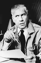 Gerard Reve dies